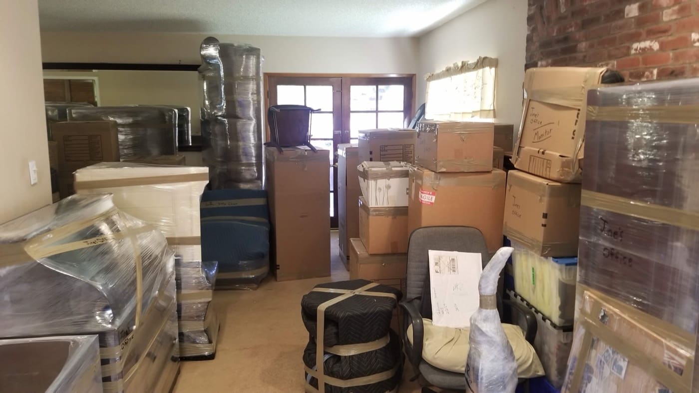 Full pack and downsizing move in Manhattan Beach