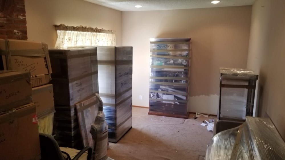 Moving Pro Inc movers serving Malibu, CA
